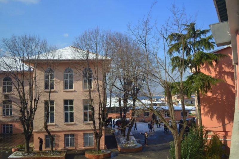 Burhan Felek Anadolu Lisesi 
