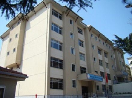 İstanbul Acıbadem Türk Telekom Ortaokulu 