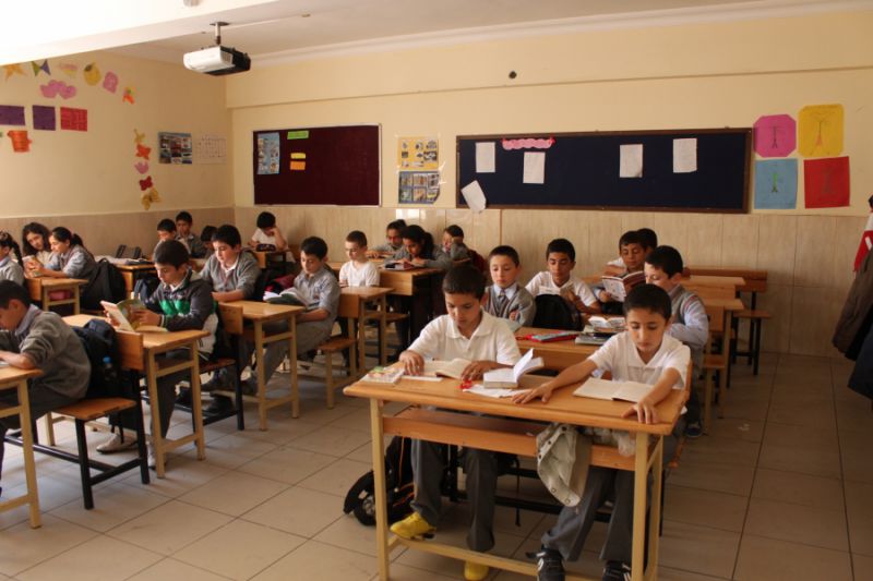 4 Murat İlkokulu 