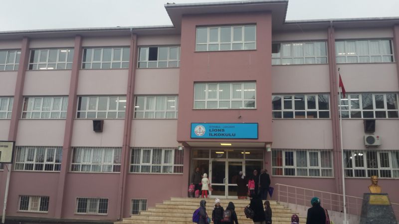 Lions İlkokulu 