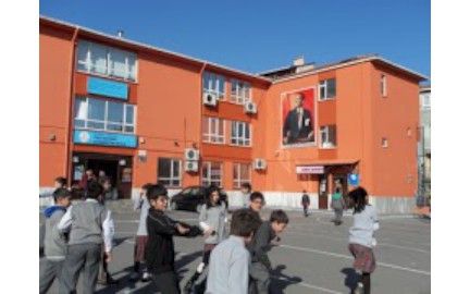 Fuat Baymur İmam Hatip Ortaokulu 