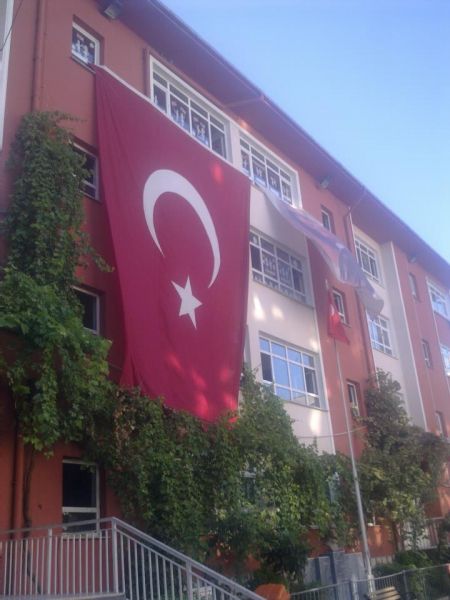 Veli Efendi İlkokulu 