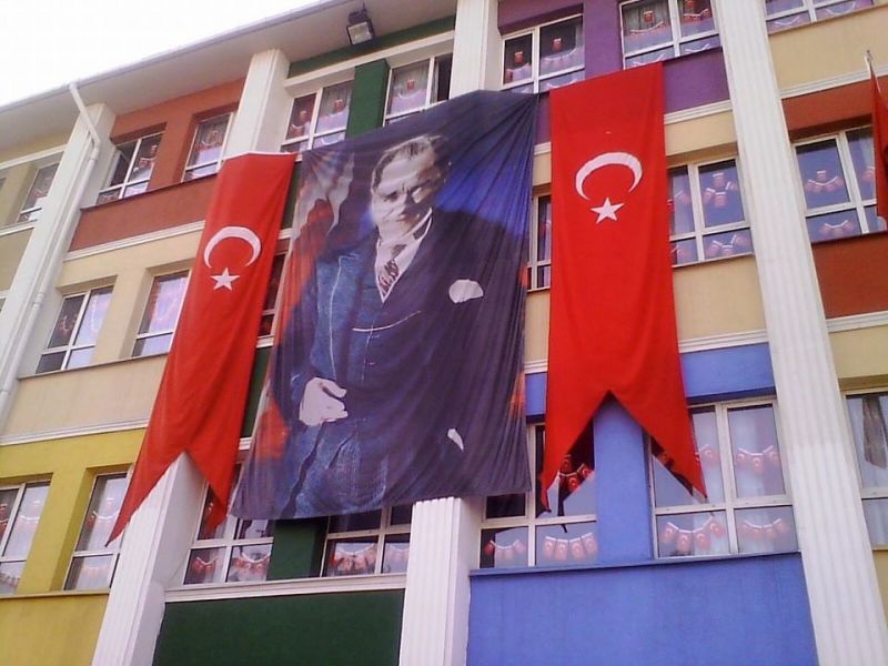 Fatma Süslügil İlkokulu 